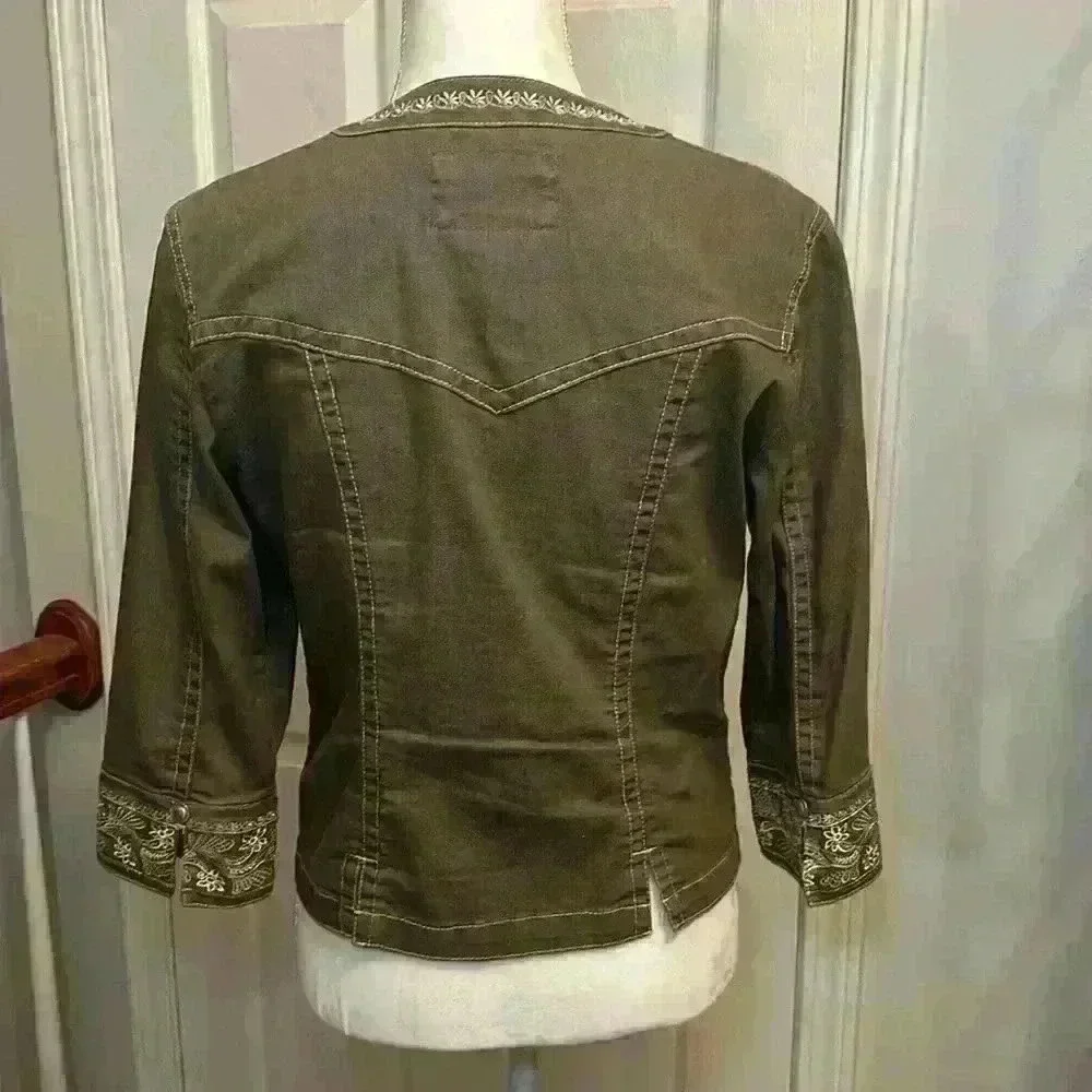 Live A Little Vintage Embroidered 3/4 Sleeve Jean Jacket w/ Snap Buttons Size M - Picture 4 of 15